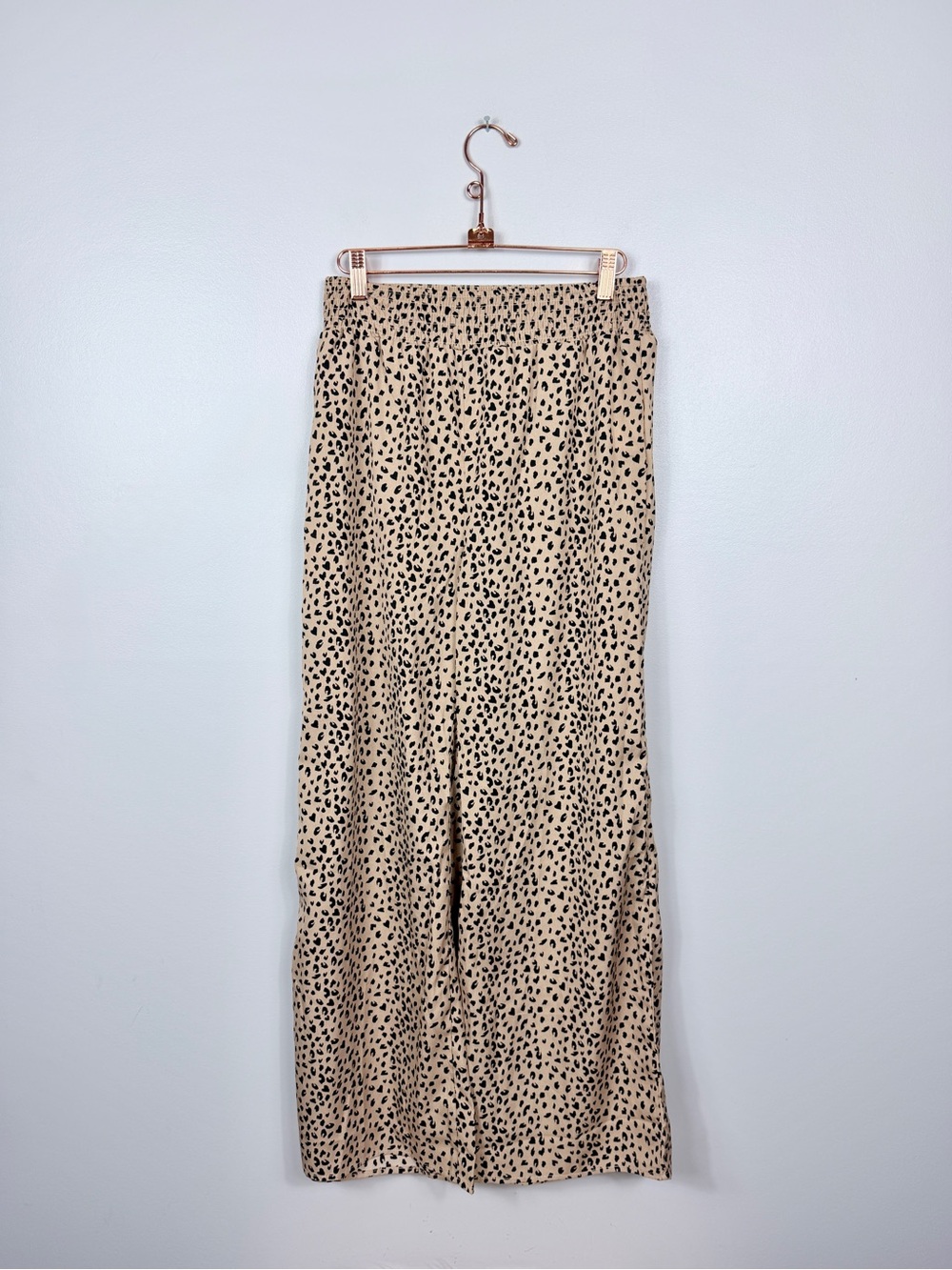 NWT Micas cheetah print elastic waist wide leg pants size small